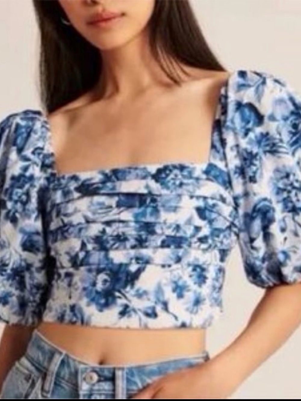 Abercrombie & Fitch Blue and White Floral Puff-Sleeve Crop Top Size M